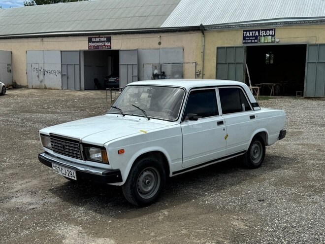 LADA (VAZ) 2107-6