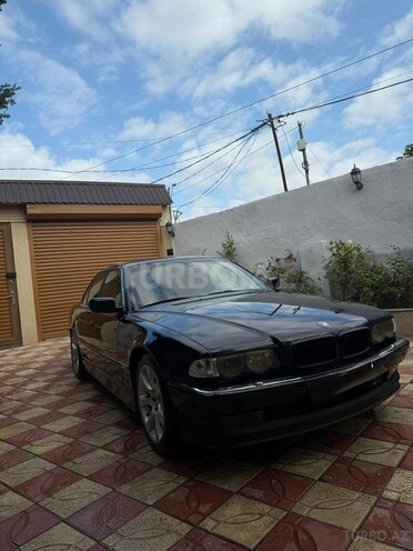 BMW 735-2