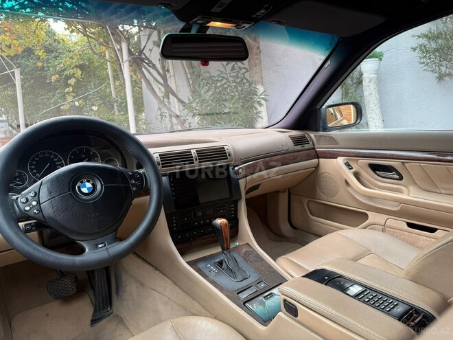 BMW 735-8