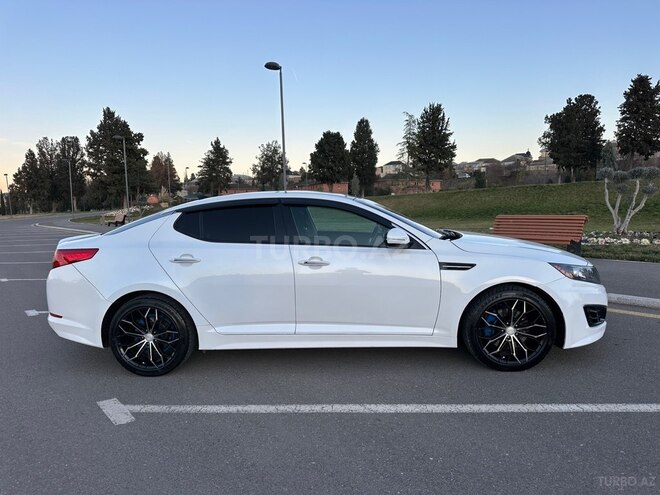 Kia Optima-3