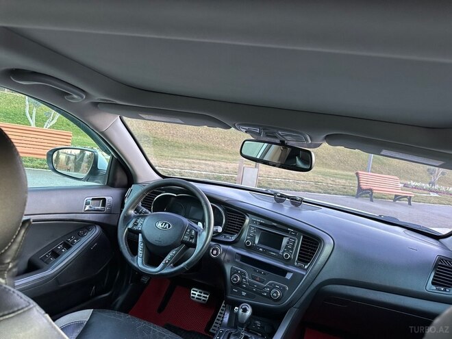 Kia Optima-5