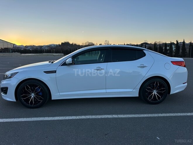 Kia Optima-4
