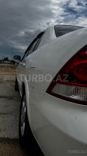 Nissan Sunny-5