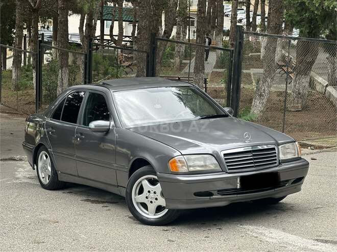 Mercedes C 200-10