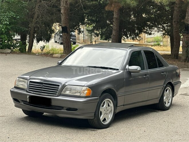 Mercedes C 200-12