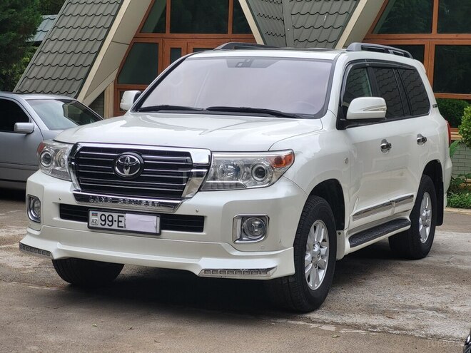 Toyota Land Cruiser-6
