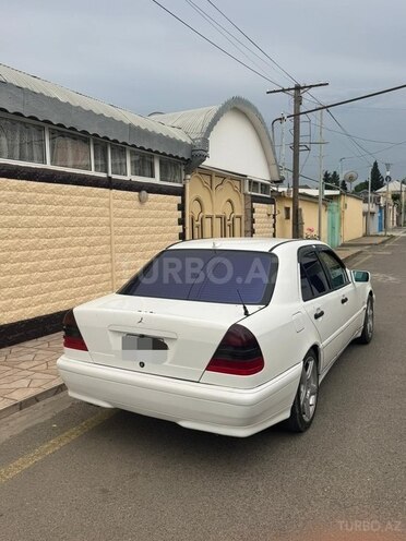 Mercedes C 230-2