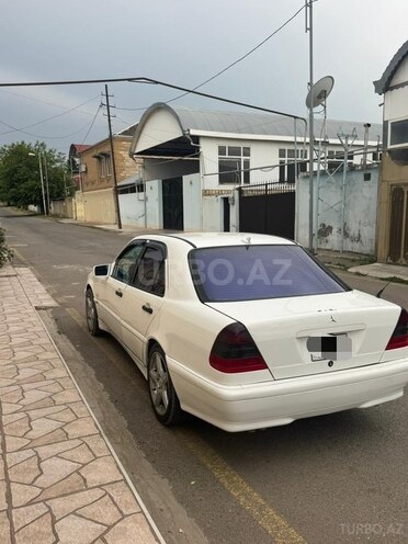Mercedes C 230-4