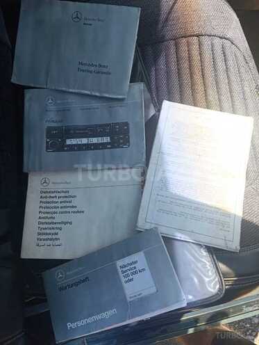 Mercedes 300 D-8