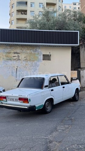LADA (VAZ) 2107-4