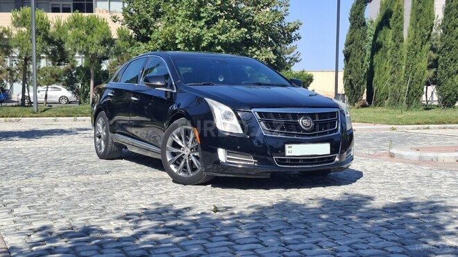Cadillac XTS-3
