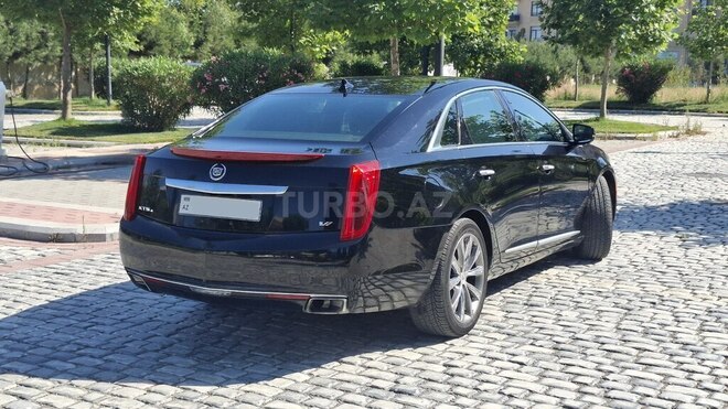 Cadillac XTS-5
