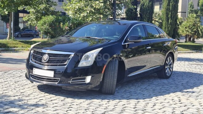 Cadillac XTS-9