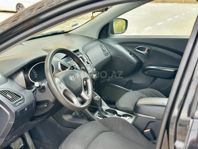 Hyundai ix35-6