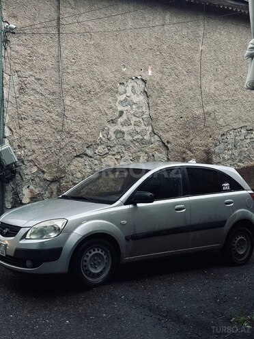 Kia Rio-3