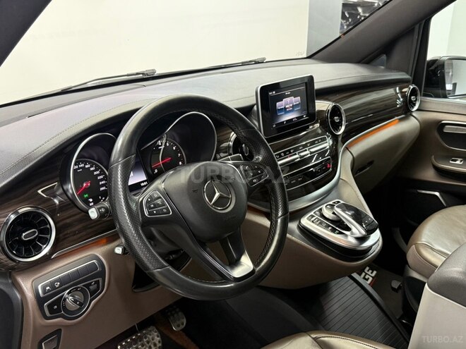 Mercedes V 250-7