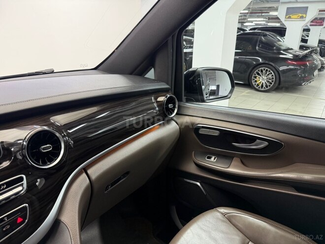 Mercedes V 250-10
