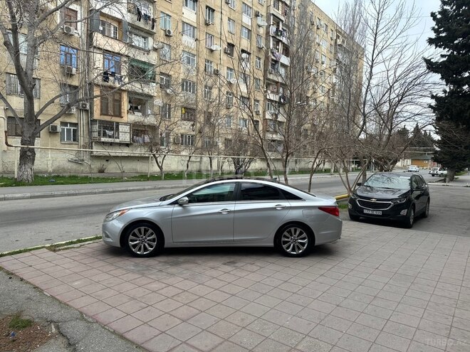 Hyundai Sonata-7