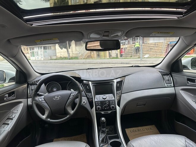 Hyundai Sonata-9