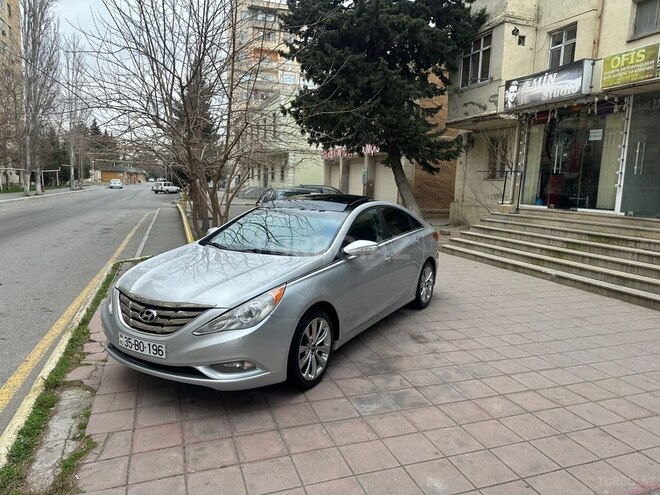 Hyundai Sonata-10