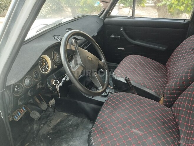 LADA (VAZ) 2106-6
