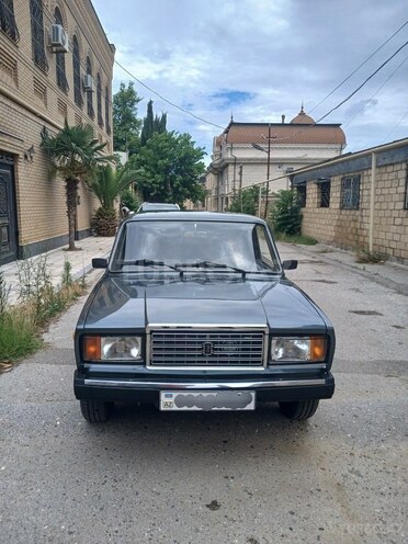 LADA (VAZ) 2107-1