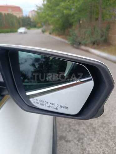 Chevrolet Equinox-7