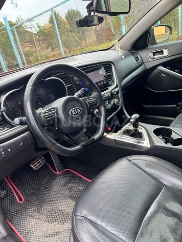 Kia Optima-15