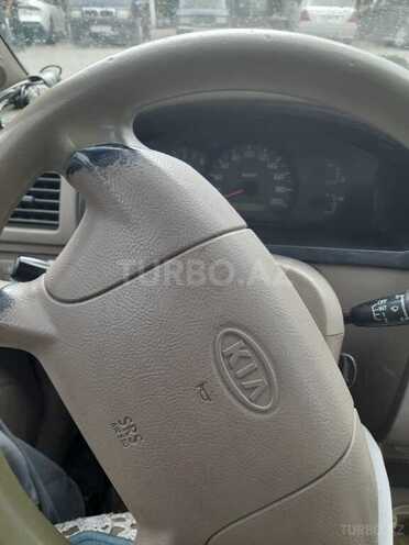 Kia Rio-6