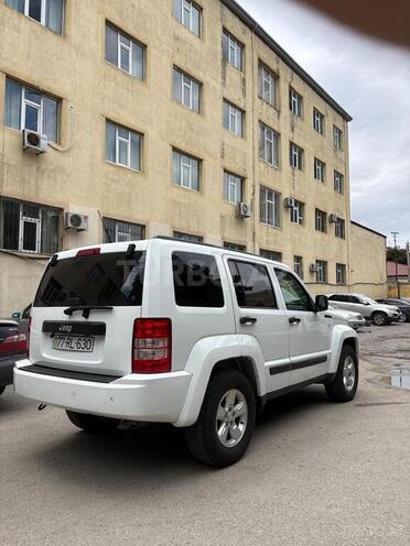 Jeep Grand Cherokee-3