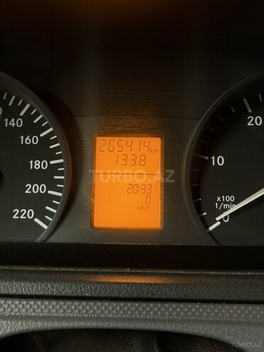 Mercedes Vito 115 CDI-6