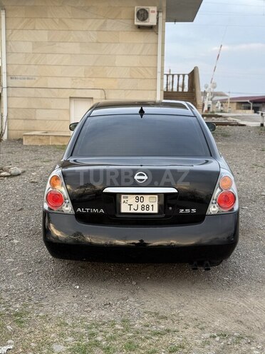 Nissan Altima-2