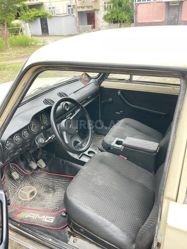 LADA (VAZ) 21011-6