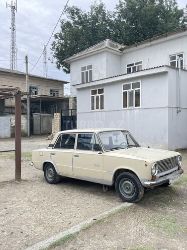 LADA (VAZ) 21011-5