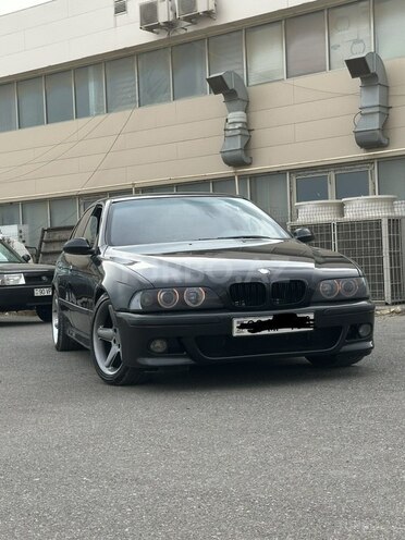 BMW 525-2