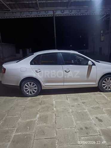 Volkswagen Jetta-10