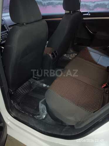 Volkswagen Jetta-9