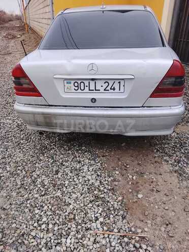Mercedes C 180-2