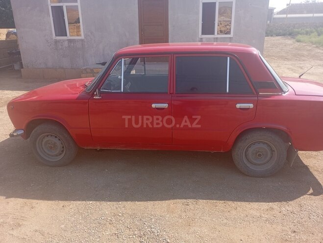 LADA (VAZ) 21011-4