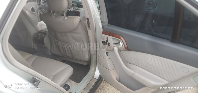 Mercedes S 320-4