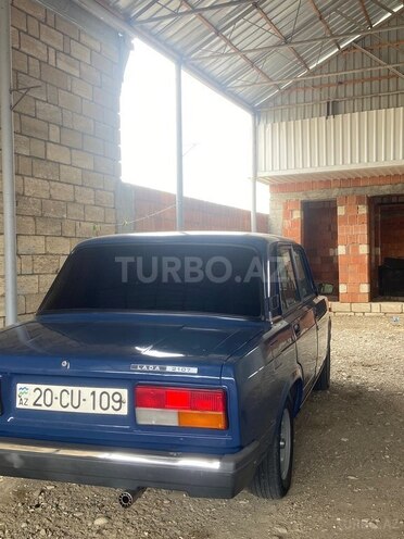LADA (VAZ) 2107-2