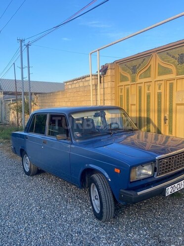 LADA (VAZ) 2107-4