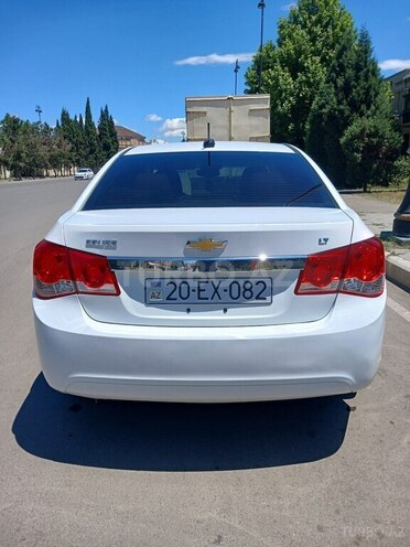 Chevrolet Cruze-6