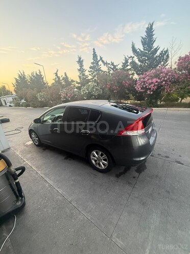 Honda Insight-4