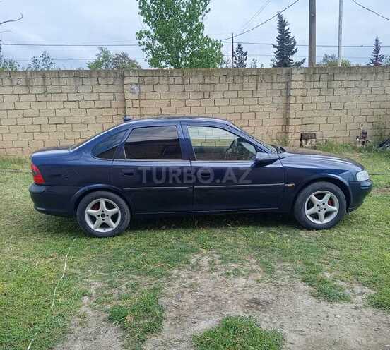 Opel Vectra-11