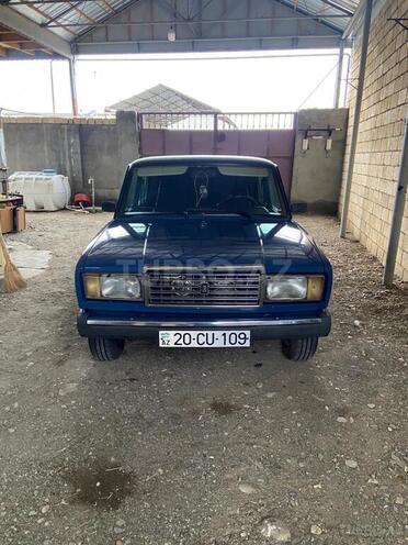 LADA (VAZ) 2107-1