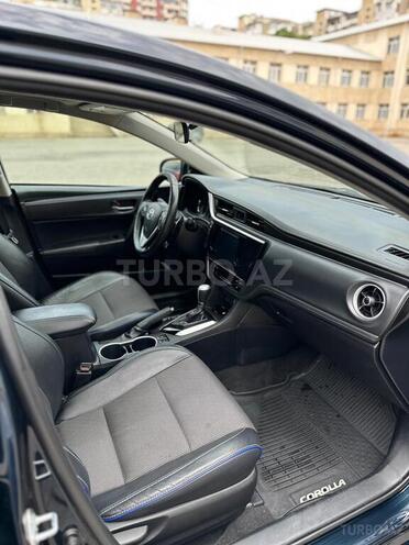 Toyota Corolla-11