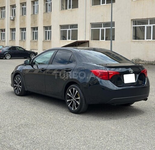 Toyota Corolla-5