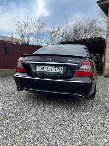 Mercedes E 320-4