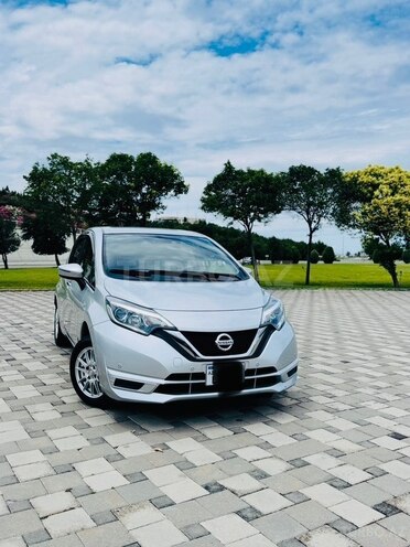 Nissan Note-1